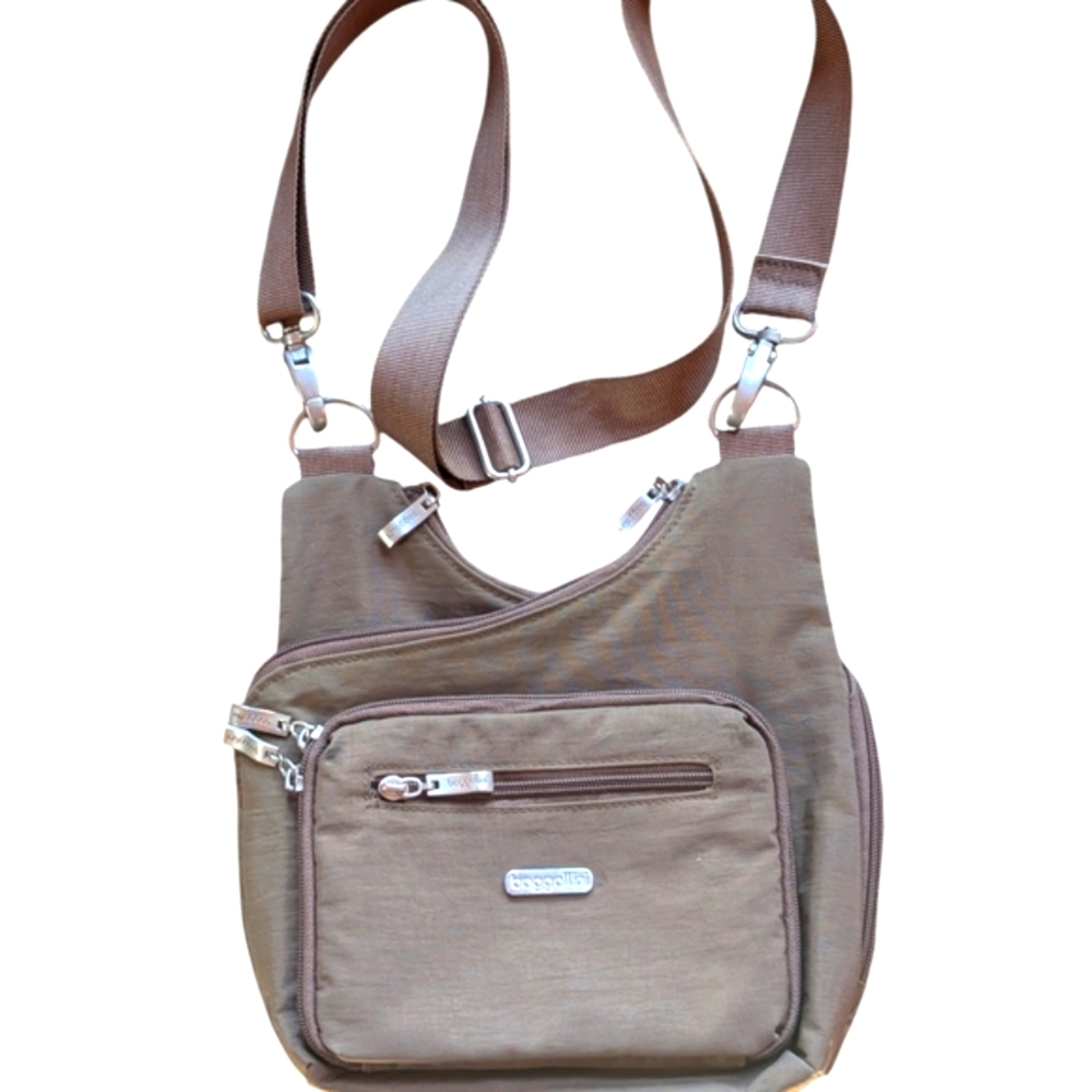 Baggallini Brown Crossbody Bag with Silver Hardware